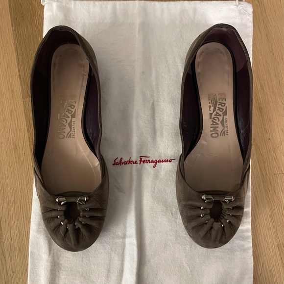 Ballerina shoes  Salvatore Ferragamo - Picture 9 of 9